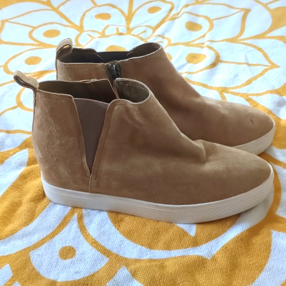 Caslon Suede Wedge Sneaker, tan, 7.5
